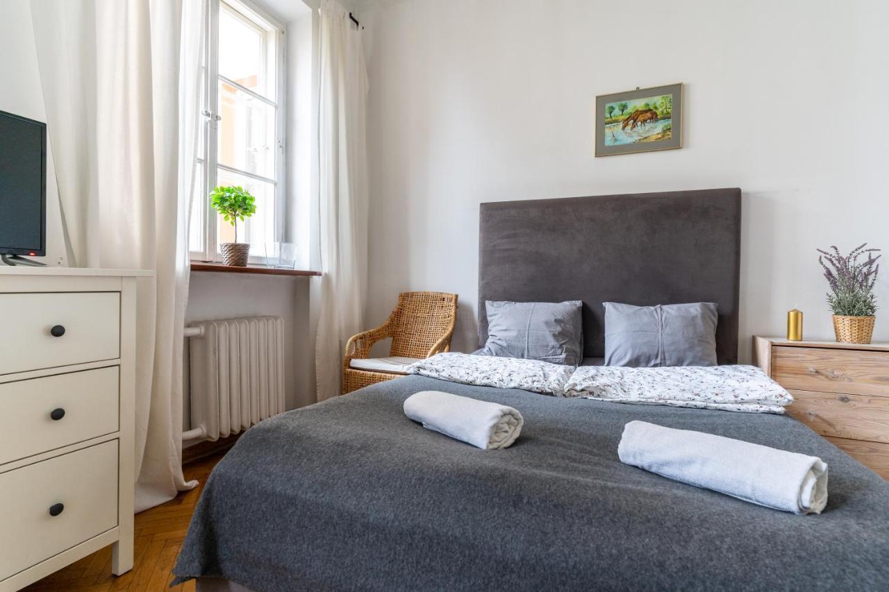 Golden Apartments/cel2/4 Warschau