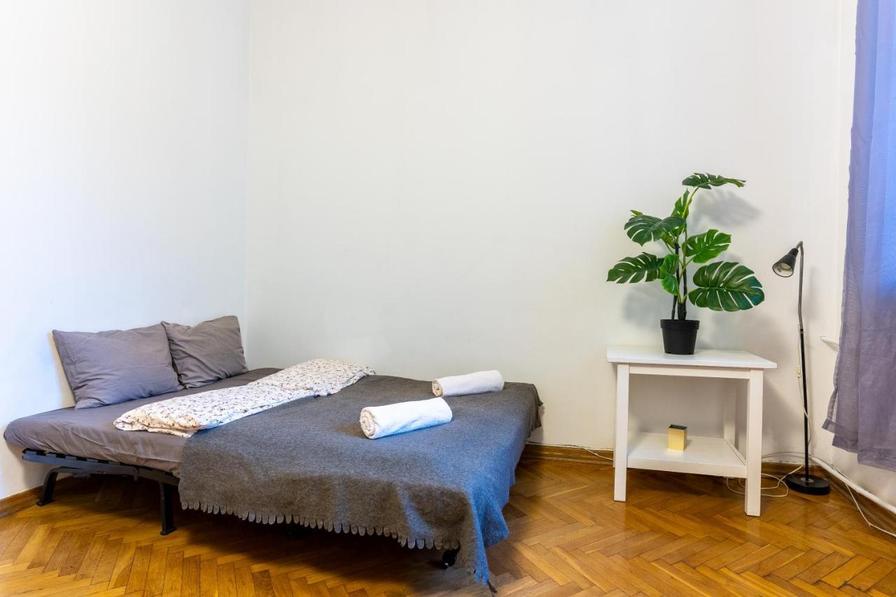 Golden Apartments/cel2/4 Leilighet